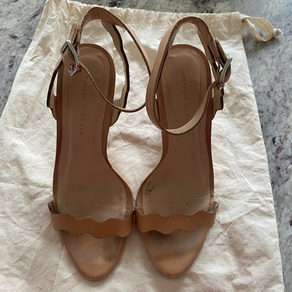 Loeffler Randall Piper Scallop Ankle Strap Wedge Sandals 7.5 Heels Nude Leather